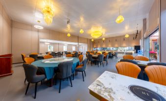 Days Inn Select Wyndham Kunming Airport