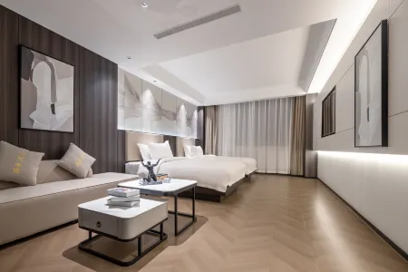 Weicheng Hotel (Xiejiawan Metro Station Vientiane City Branch)