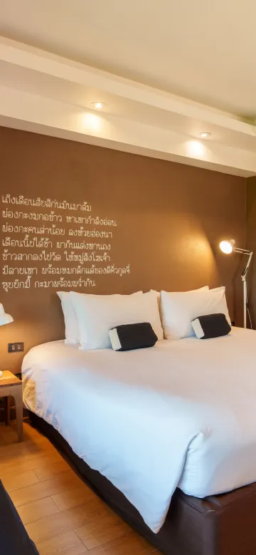 ห้องดีลักซ์พร้อมวิวทะเลสาบ(เตียงคิงไซส์)