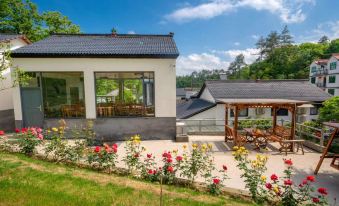 Wuyi Leijia homestay