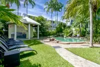 Verandahs Boutique Apartments Hotels in der Nähe von Captain Cook Highway Rock Stacks