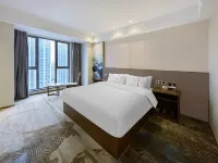 Meijing Grand Hotel (Nanjing Northern City MixC Manshou Subway Station)