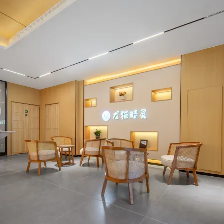 Tmall Elf Hotel (Wanda Branch, Licang District, Qingdao)