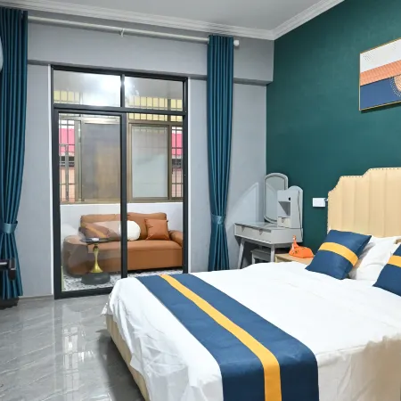 Rongrong Homestay (Ruijin Stadium Branch)