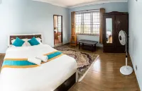 The White House Villa 8 Bedroom with Swimming Pool Hotels near Bindhyabasini Temple