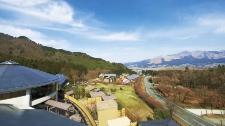 Hotel Yumeshizuku Отели рядом с достопримечательностью «Aso Farm Land»