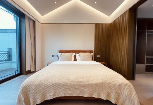 Huihe Mansion Interior