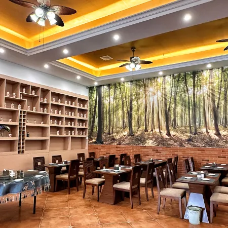 Gengma Mengding Liya Hotel
