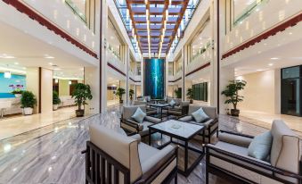 Minshan Shangling Airport Hotel