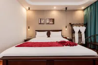 lanshu hotel Отели рядом с достопримечательностью «Пейзаж Цзиньта в Лицзян»