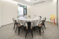 Qing ink Tea Garden pleasant color designer air infinity pool mountain luxury beauty night