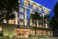 Lijiang Moon View · Quiet Holiday Lakeside Hotel (Guilin Two Rivers & Four Lakes Area) - Servicios de Traslado