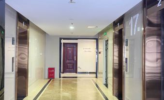 Lanxi Hotel (Huiji Wanda Plaza)