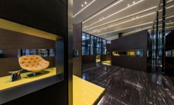 The Base Central Pattaya by Mickey