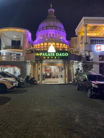 The Palais Dago Hotel Hotels in Coblong