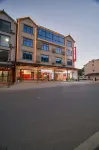 Wangxian Pavilion ｜ Yiyun Hotel Отели рядом с достопримечательностью «Qinfengxiang Passenger Transport Terminal»
