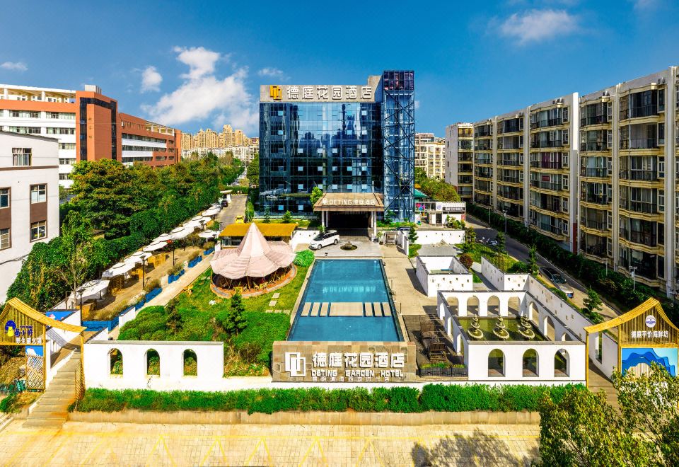 hotel overview picture