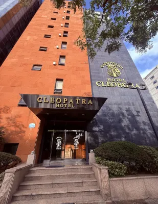 Cleopatra Hotel