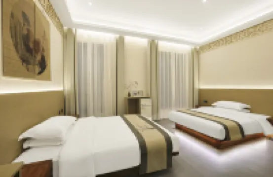 Yunyin Thermoceline Scenic Travel Cinema Homestay