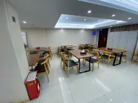 Vienna Hotel (Ningbo Railway Station) - sarapan
