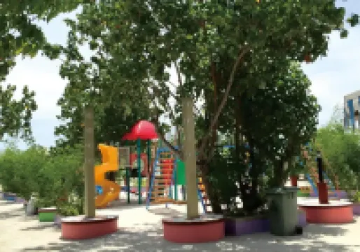 Dhiffushi Tourist Hotel