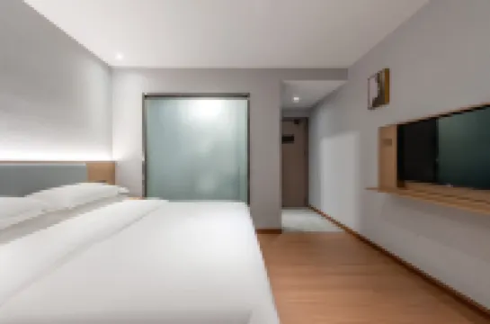 โรงแรมไลฟ์ สาขา ตลาดถนน 33 เจียงเหมิน สวนตงหู