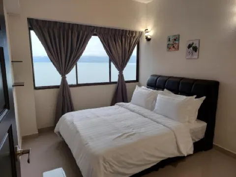 Batu Ferringhi Luxury Seaview Suite - 3Br Hotel di 