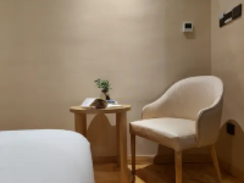 Yuli Shubo Smart Hotel (Qilin Shengshi Branch) Hoteles en Weixin