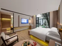 Chunzhiyue Hotel(Kaifeng Wansui Mountain Da Song Wuxia City Branch) Hotels near Liuyuankou Passenger Transport Terminal