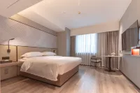 Borrman Hotel (Wuzhou Qiloucheng)