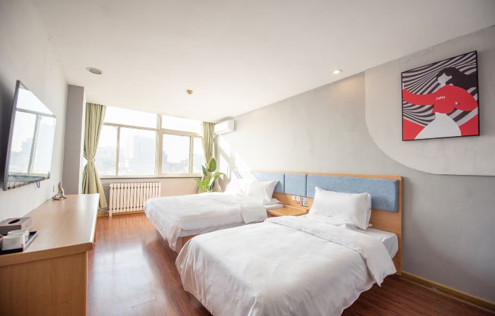 Junyi Chain Hotel (Weifang Railway Station Taihua City Store)