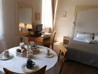 ARIEDIPARMA Rooms&apartments Hotels in Parma