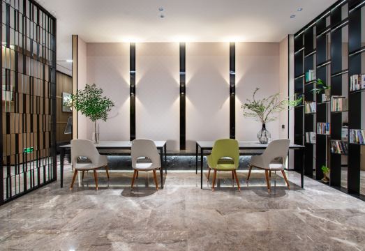 아투어 호텔 객실 내부 전경