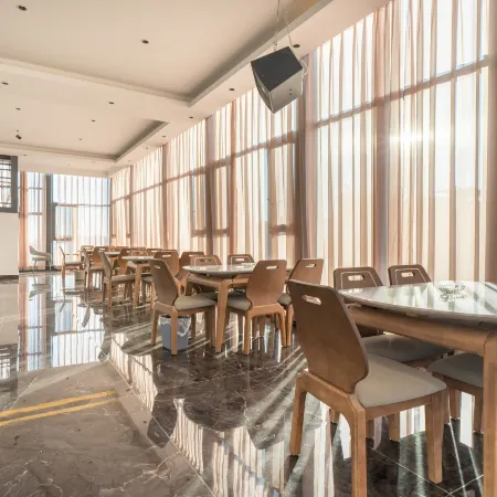 XRXT HOTEL