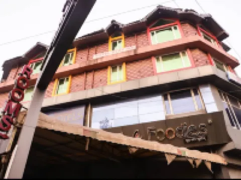 Hotel Stay Inn near Bhiwandi Thane Railway Station โรงแรมในธาเน
