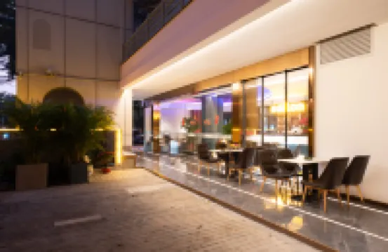 深圳索爾頓酒店（龍井地鐵站店） 鄰近塘朗山的酒店