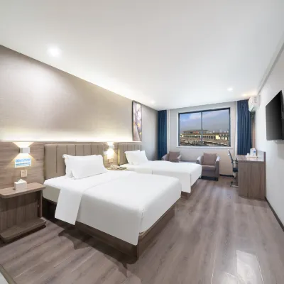 7 Days Premium Hotel (Xi'an Railway Station Subway Station) Hotels near Xi'an Railway Station