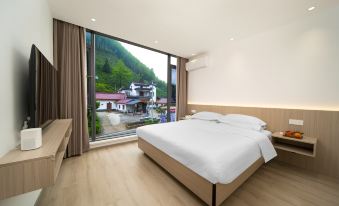 XIMO FAMILY HOMESTAY