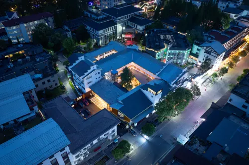 Yichun Qiyun Hot Spring Resort Hotel ( Wentang gujing Branch) Hotels in Yichun