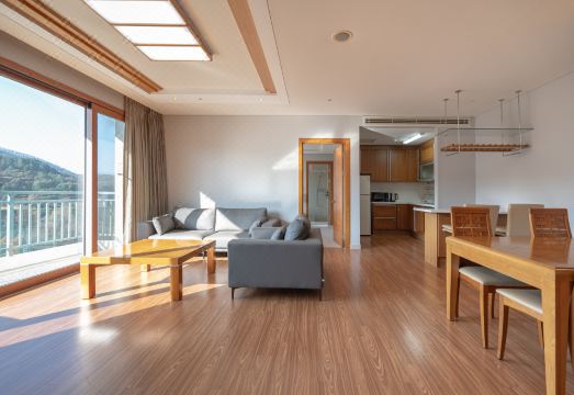 3. 엘리시안 강촌 ..