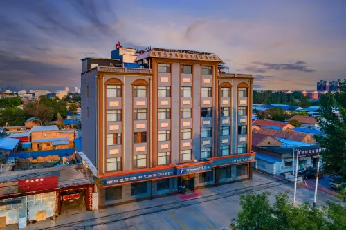 7 Days Premium Hotel (Hengshui Zaoqiang Zhongxue) - Pysäköinti