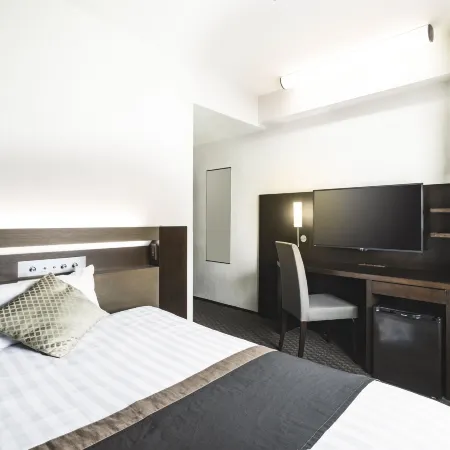 Hotel New Hankyu Osaka Annex Отели рядом с достопримечательностью «Конгресс-центр Knowledge Capital»