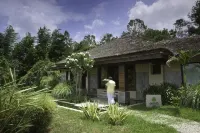The Serai Kabini - Parvekkeita