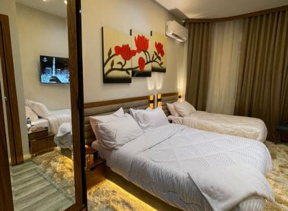 Italia House Hotel