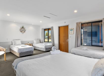 Tasman Holiday Parks - Te Anau
