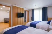 Bogok Royal Tourist Hotel Hotels near Gyo-dong and Songhyeon-dong Tumuli