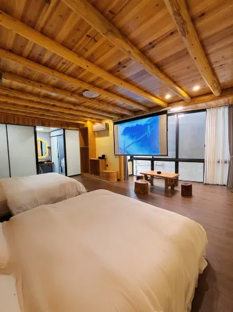 Zuixiang Homestay (Dehang Canyon Scenic Area)