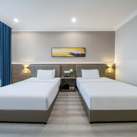 7Days Inn Hotel (Hanzhong Chenggu Shangmao Pedestrian Street) Отели в г. Чэнгу