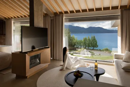 Lugu Lake Manchen Holiday Homestay Отели рядом с достопримечательностью «Lugu Lake Viewing Platform»