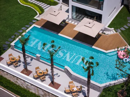 Anji Lianshanli · Mountain Wild Swimming Pool · Vacation Boutique Stay